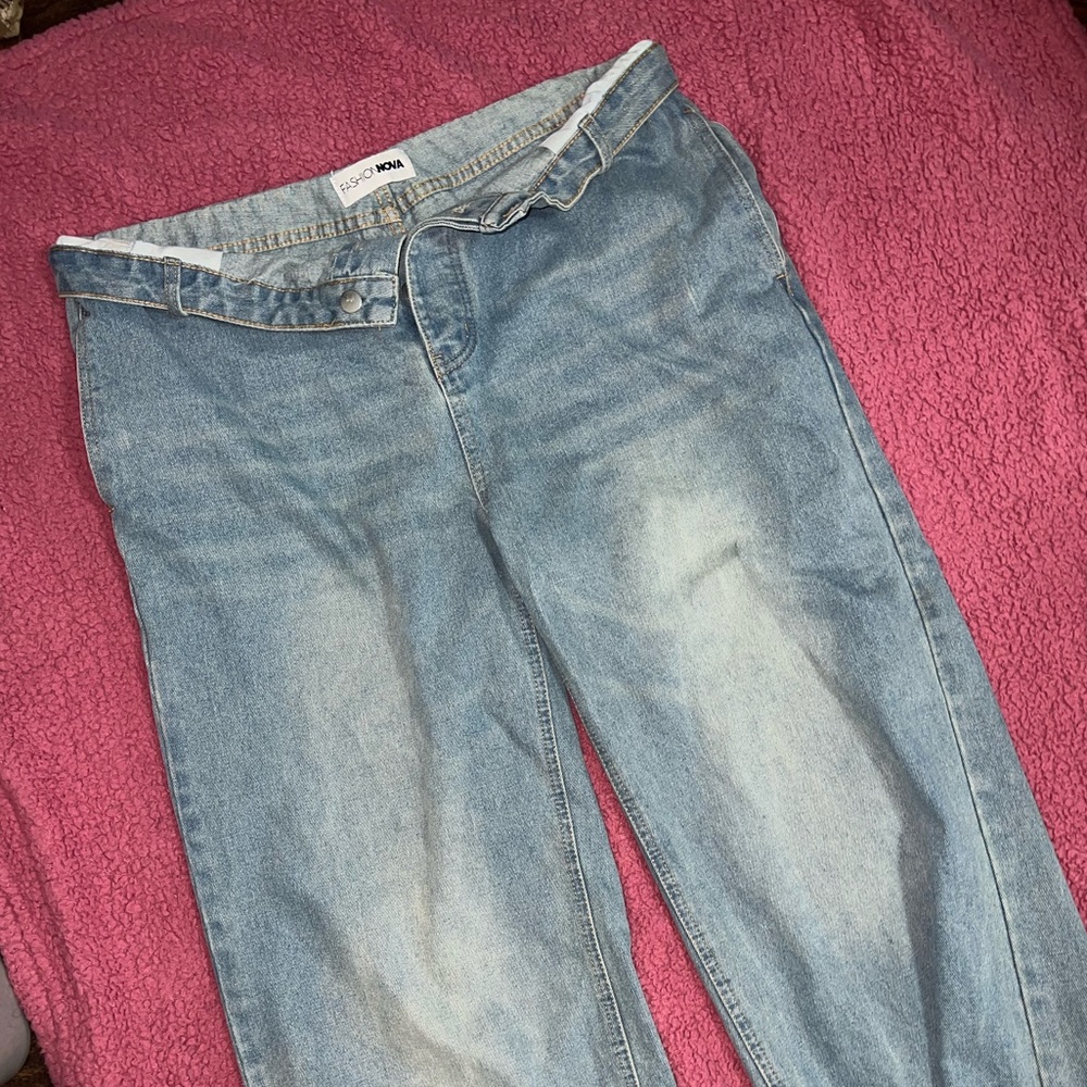 Fashion Nova Tinted Wide Leg Jeans - Medium Wash